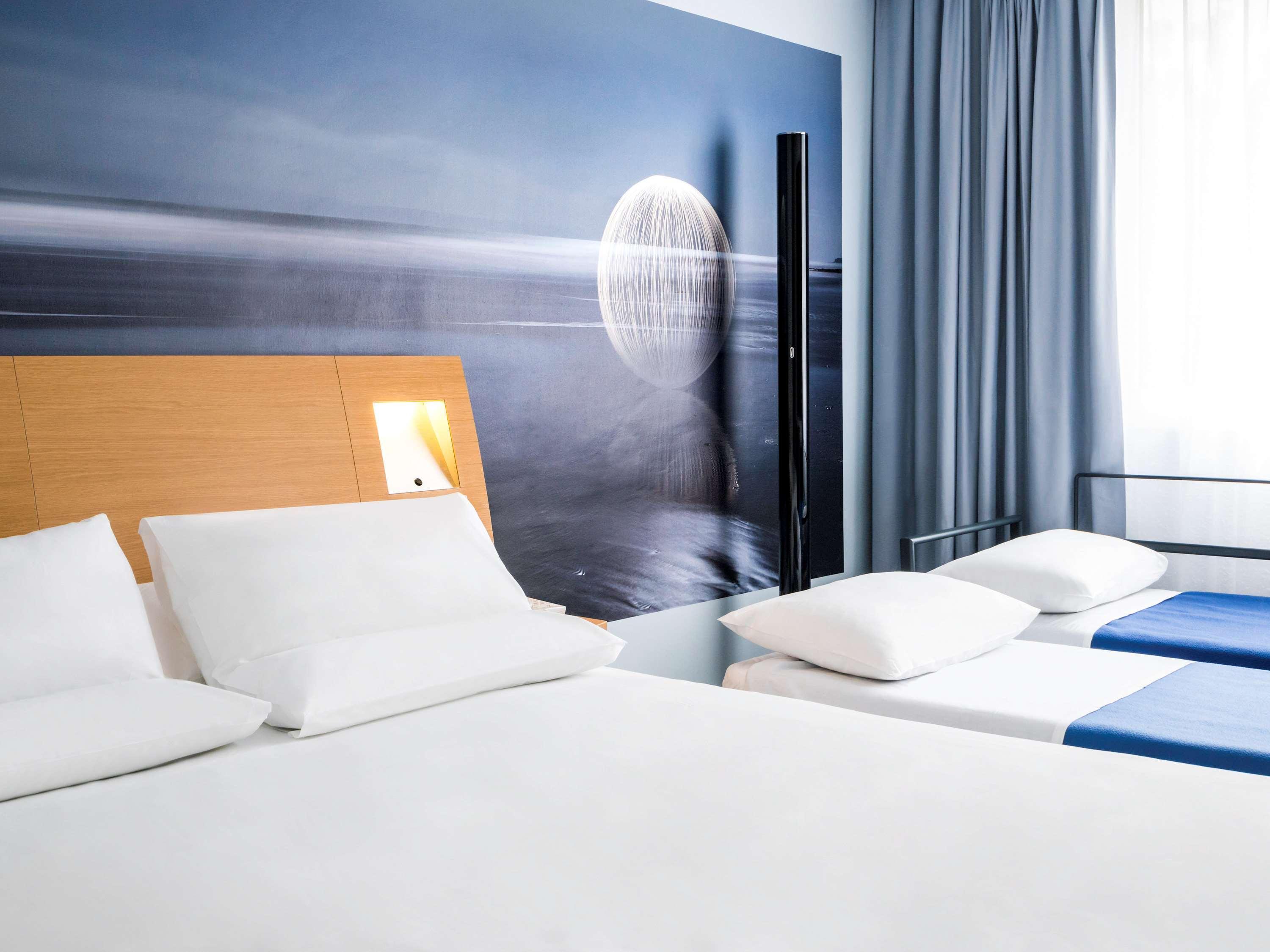 Novotel Сакле Екстер'єр фото